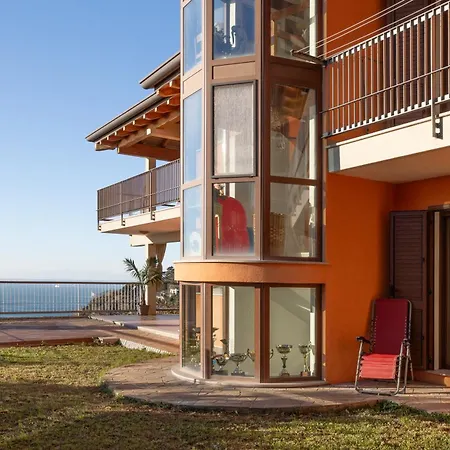 In Con Terrazza Vista Mare - Pet Friendly