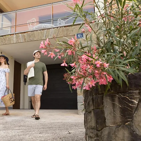 In Con Terrazza Vista Mare - Pet Friendly 公寓 *